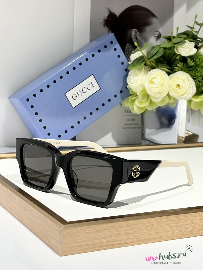 Gucci Sunglasses 06 - 1