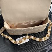 Chanel Flap Bag Beige Lambskin Gold 26x17x8cm - 2