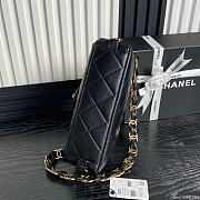 Chanel Flap Bag Black Lambskin Gold 26x17x8cm - 4