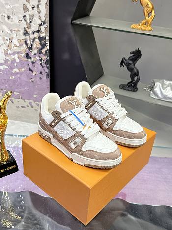 Louis Vuitton LV Trainer White Beige Sneaker