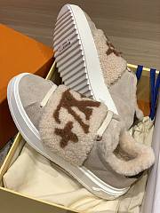 Louis Vuitton Time Out Low Top Beige Sneaker - 3