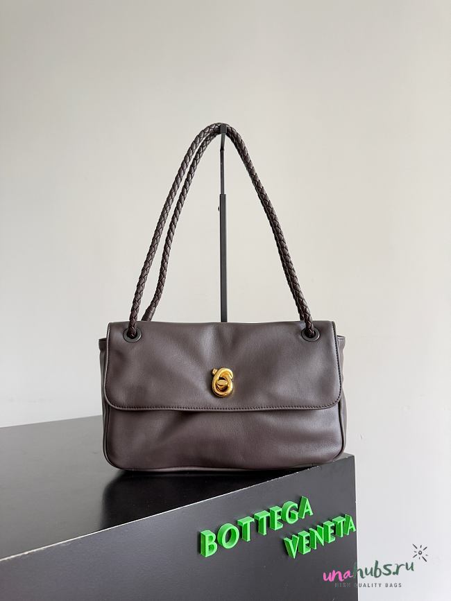 Bottega Veneta Madison Bag Brown 27x16x6cm - 1