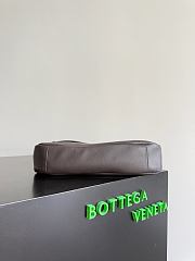 Bottega Veneta Madison Bag Brown 27x16x6cm - 5