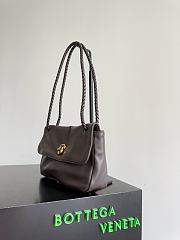 Bottega Veneta Madison Bag Brown 27x16x6cm - 4