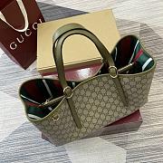 Gucci GG Emblem medium tote bag in green - 38x25.5x15cm - 3
