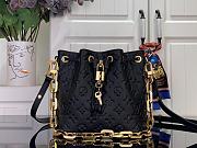 Louis Vuitton Coussin Bucket Coussin black 20x20x10cm - 1