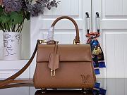 Louis Vuitton Cluny Mini Epi Leather Cognac 20x16x7.5cm - 1