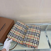 Burberry Vintage Check Boucle Lola Bag 28x6.5x17cm - 5