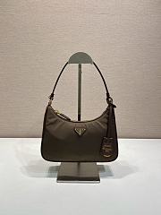 Prada Re-Edition 2005 Burnt Brown 22x18x6.5cm - 1
