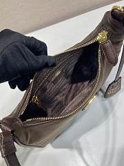 Prada Re-Edition 2005 Burnt Brown 22x18x6.5cm - 5