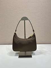 Prada Re-Edition 2005 Burnt Brown 22x18x6.5cm - 2