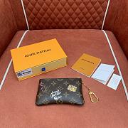 Louis Vuitton Key Pouch S Monogram 15x9x1cm - 3