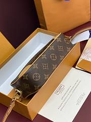 Louis Vuitton Trocadero Wearable Wallet 20x13x6.5cm - 3