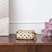 Louis Vuitton Mini Soft Trunk Bag Vanilla 18.5x13x8cm - 4
