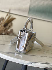 Louis Vuitton Mini Capucines Silver 21x14x8cm - 3