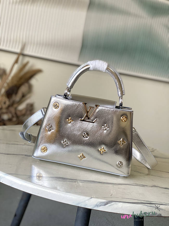 Louis Vuitton Capucines Silver BB 27x18x9cm - 1