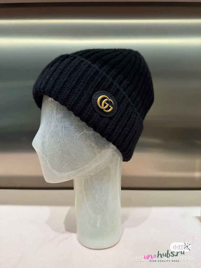 Gucci Black Beanie - 1