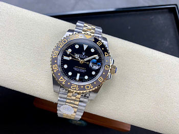 Rolex GMT-Master II  Oyster, 40 mm Watch