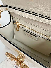 Valentino Garavani Small VSling Handbag White 22x9x17cm - 2