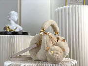 Louis Vuitton Shearling Capusnow Top-Handle Bag 20x13x11cm - 4