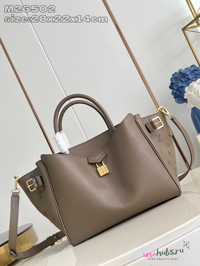 Louis Vuitton Vendome PM High End Leathers Taupe 28.5x22x14.5cm - 1