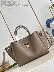 Louis Vuitton Vendome PM High End Leathers Taupe 28.5x22x14.5cm - 1