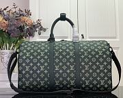 Louis Vuitton Keepall Bandoulière 50 Green 50x29x23cm - 2