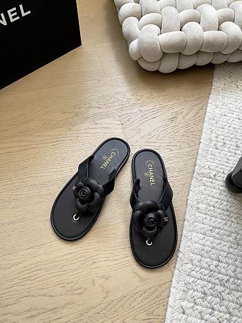 Chanel Black Slipper