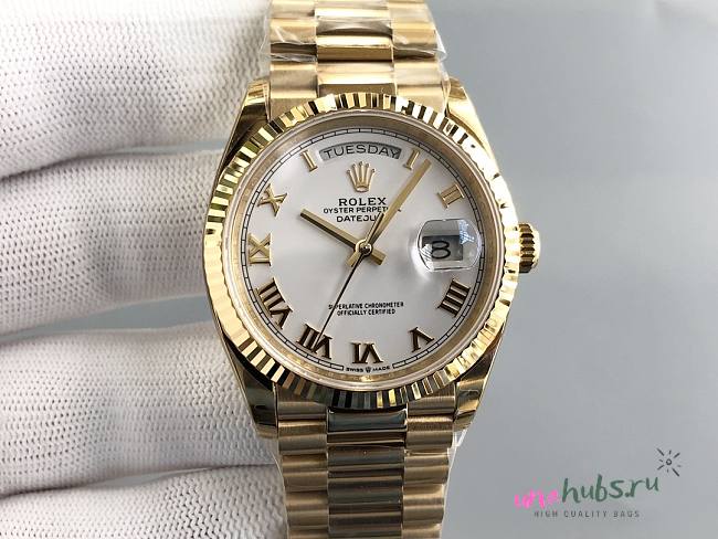 ROLEX OYSTER PERPETUAL - 1