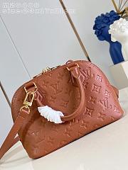 Louis Vuitton Alma BB Cognac 23.5x17.5x11.5cm - 4