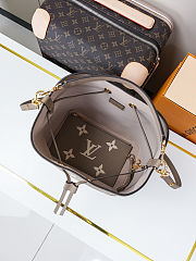 Louis Vuitton NeoNoe Grey 26x26x17.5cm - 4