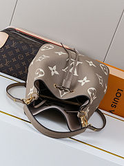 Louis Vuitton NeoNoe Grey 26x26x17.5cm - 3