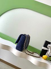 Chanel Flap Bag Blue Suede 26x18x7cm - 3