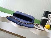 Chanel Flap Bag Blue Suede 26x18x7cm - 2