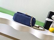 Chanel Small Flap Bag Blue Suede 20x14x6cm - 2