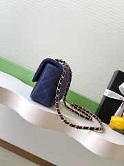 Chanel Small Flap Bag Blue Suede 20x14x6cm - 3