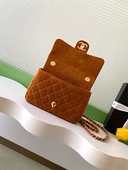 Chanel Small Flap Bag Brown Suede 20x14x6cm - 4