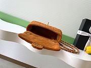 Chanel Small Flap Bag Brown Suede 20x14x6cm - 2