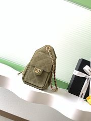Chanel Mini 25 Handbag Green Suede 22x20x12.5cm - 4