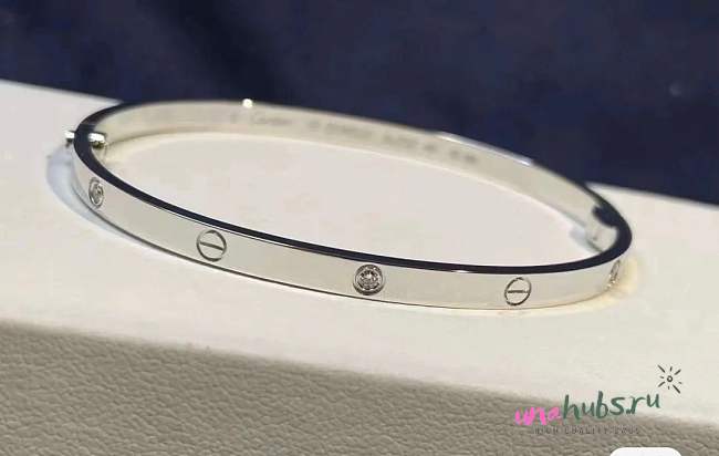 Cartier Love Bracelet Small - 1