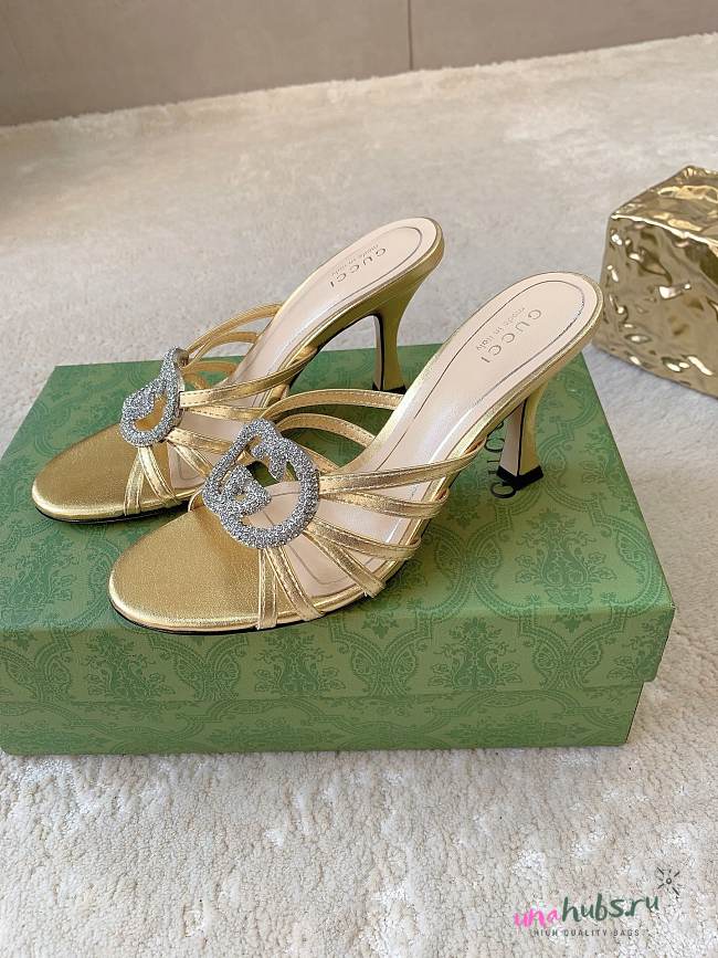 Gucci slide sandal with crystal Interlocking G gold 8.5cm - 1