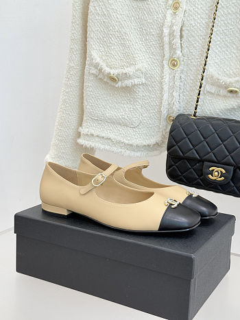 Chanel Ballet Beige Black Flat