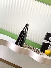 Chanel Kelly Bag in black patent - 19x13x7cm - 5