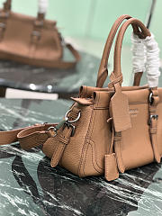 Prada Large leather tote bag Caramel 35x22x11cm - 5