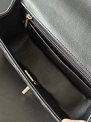 Chanel Flap Bag Handle Black Lambskin 20x14x7cm - 4