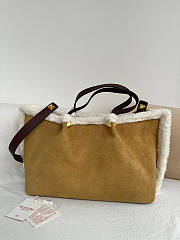 Valentino Garavani Medium Suede Shopping Bag Sheepskin 35x25x17cm - 3