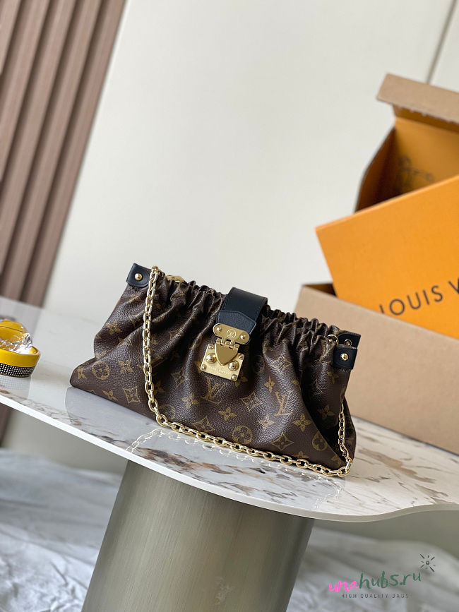 Louis Vuitton Pochette Sling PM Monogram 30x16x11cm - 1