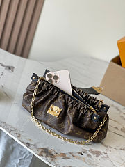 Louis Vuitton Pochette Sling PM Monogram 30x16x11cm - 5