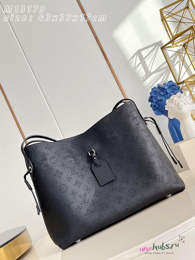 Louis Vuitton Boundless Mahina Leather Black 43x33.5x17cm - 1