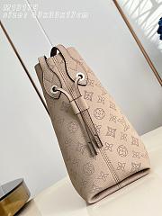 Louis Vuitton Boundless Mahina Leather Beige 43x33.5x17cm - 5